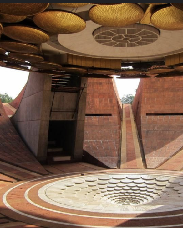 Matrimandir 3 long